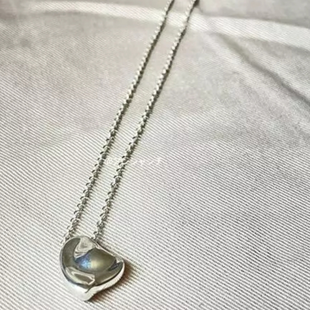 Tiffany &Co. Curved Heart  Necklace Sterling Silver 925 Pendant 16"